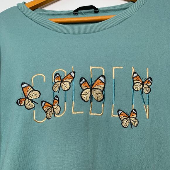 3/$20 NWOT SHEIN plus size green embroidered Golden crewneck sweatshirt SZ 3X - Picture 3 of 5